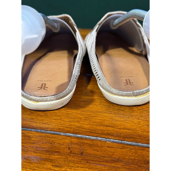 Frye Women's Melanie Perf Mule Sneaker size 8 - Picture 4 of 8